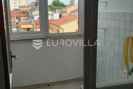 Istra, Pula, stan nadomak centra grada, Pula, Appartment