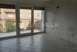 Istra, Pula, stan nadomak centra grada, Pula, Appartment