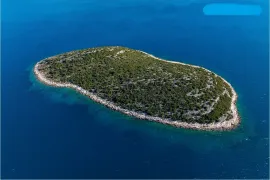 Atraktivno poljoprivredno zemljište na netaknutom otoku Dražemanski Vel, Vodice, Γη