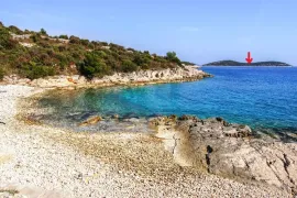 Vodice: Island Dražemanski Veli, land 9,378 m² with two shores, Vodice, Land