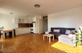 Block 28, Bulevar Arsenija Čarnojevića , Beograd, Flat