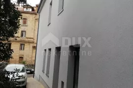 RIJEKA, BANDEROVO - dvojna kuća na odličnoj lokaciji, Rijeka, Σπίτι