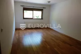 Zagreb, Gračani, prekrasna obiteljska villa 750 m2, Zagreb, House