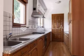 Zagreb, Gračani, prekrasna obiteljska villa 750 m2, Zagreb, House