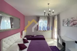 Izuzetna villa - 300 metara od mora - Banjole !, Medulin, بيت