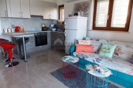 OTOK KRK, NJIVICE - Apartmanska kuća s panoramskim pogledom na more, Omišalj, Casa