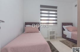 Kuća 196 m2 – Vir *Centar mjesta* (ID-2315), Vir, Maison