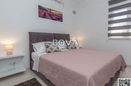 Kuća 196 m2 – Vir *Centar mjesta* (ID-2315), Vir, Maison