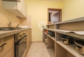 Rovinj, okolica, stan sa apartmanom na mirnoj lokaciji, Rovinj, Appartment