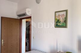 ISTRA, FAŽANA Apartmanska kuća s pogledom na more i Brijune!, Fažana, Дом