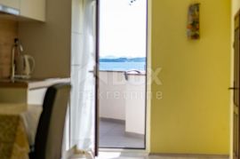 ZADAR, BIBINJE - apartmanska kuća u blizini plaže, Bibinje, Kuća