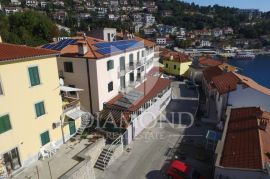 Rabac, stambeno-poslovni objekt prvi red do mora, Labin, Commercial property