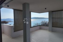 SRIMA- SAVRŠENI PENTHOUSE UZ MORE, Vodice, Appartment