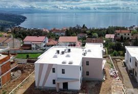 OPATIJA, POBRI - Villa u nizu 179m2 s pogledom na more + uređena okućnica 250m2, Opatija - Okolica, Σπίτι