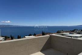 OPATIJA, CENTAR - ekskluzivan penthouse od 214m2 u luksuznoj novogradnji, wellness, pogled, Opatija, Apartamento