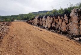 ISTRA, RABAC - Prostrano zemljište s pogledom na more i građevinskom dozvolom, Labin, Land