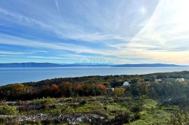 ISTRA, RABAC - Prostrano zemljište s pogledom na more i građevinskom dozvolom, Labin, Land