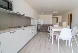 Rovinj, stan na savršenoj i traženoj lokaciji, Rovinj, Appartment