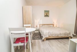 Rovinj, okolica, apartmanska kuća u centru, Rovinj, Haus