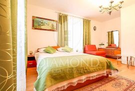 Rovinj, okolica, apartmanska kuća u centru, Rovinj, Haus