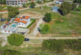 Novigrad, okolica! Kuća sa bazenom i dva zemljišta sa projektima!, Novigrad, Maison