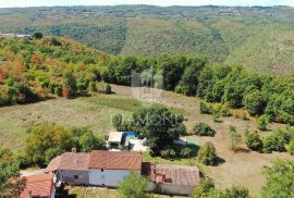 Labin, okolica, kuća sa bazenom i velikom okućnicom, Labin, Haus