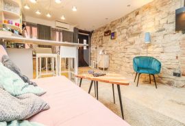 Rovinj, centar, renovirani studio apartman u mirnoj ulici, Rovinj, Appartamento