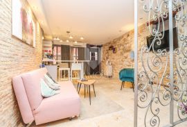 Rovinj, centar, renovirani studio apartman u mirnoj ulici, Rovinj, Appartamento