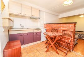 Rovinj, centar, garsonijera u centru grada, Rovinj, Apartamento