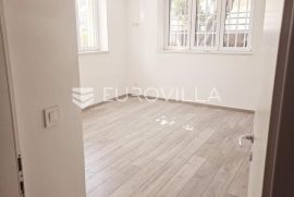 Split, Grad, dvosoban stan na odličnoj lokaciji!, Split, Appartement