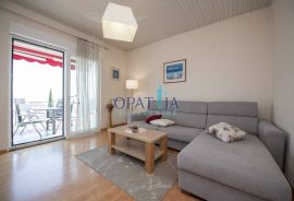 Opatija-stan s dvije terase i okućnicom, Opatija, Wohnung