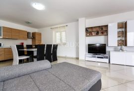 OTOK KRK, VRBNIK - Apartman 99 m2 sa pogledom na more, Vrbnik, شقة