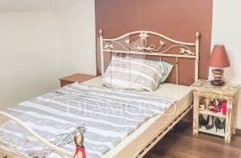 Poreč, fantastičan prostran stan 800 m od mora!, Poreč, Appartment