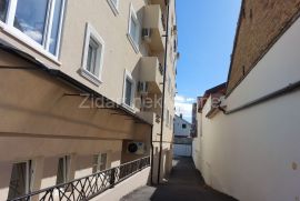 Zemun, Banijska, novogradnja, 70m2, Zemun, Appartamento