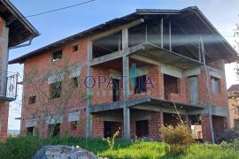 Gornja Stubica - kuća katnica, roh bau, na odličnoj lokaciji, Gornja Stubica, Casa