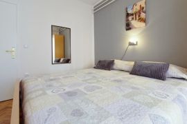 Apartmanska kuća na dobroj lokaciji, Novigrad, Istra, Novigrad, Maison