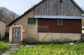 BRUŠANE, GOSPIĆ - Tradicionalna lička kuća za renovaciju, Gospić - Okolica, Ev