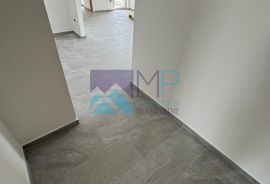 Medulin, Pošesi, NOVOGRADNJA, stan na I. katu 52,59 m2, 150 m od mora, Medulin, Διαμέρισμα