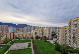 Trosoban stan Alipašino Polje prodaja B faza, Sarajevo Novi Grad, Daire