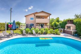 Marčana, Loborika - samostojeća kuća 260 m2, bazen 36 m2, jacuzzi, sauna, teretana - mirna lokacija, Marčana, Casa