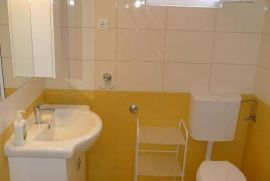 Apartmanska kuća na top lokaciji-200m od mora, Rovinj, Istra, Rovinj, Ev