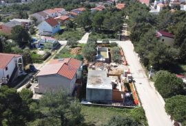 Luksuzna vila s bazenom Vir 191,60 m2, Vir, Famiglia