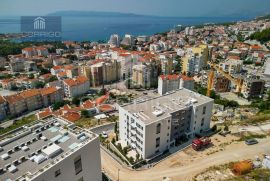 Makarska, luksuzno namješten dvosoban stan u centru 71 m2, Makarska, Apartamento