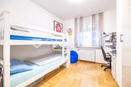 Zagreb, Vrbani, VMD zgrada, prekrasan trosoban stan NKP 85 m², Zagreb, Kвартира