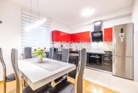 Zagreb, Vrbani, VMD zgrada, prekrasan trosoban stan NKP 85 m², Zagreb, Kвартира