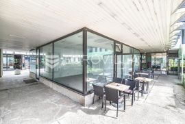 Zagreb, Ksaver, lokal za adaptaciju NKP 32 m2, Zagreb, Propriedade comercial