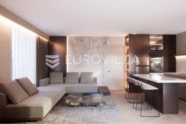 Zagreb, Srebrnjak, NOVOGRADNJA dvoetažan četverosoban stan NKP 133,12 m2 s vrtom i garažom, Zagreb, Appartement