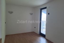 Borča, centar, renoviran dupleks, Palilula, Apartamento