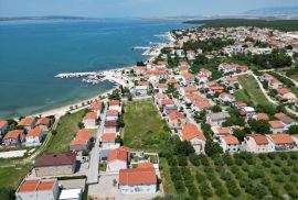 ZADAR, VRSI - Građevinsko zemljište na 30m od mora, Nin, Terrain