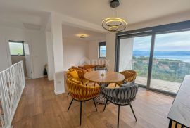 OPATIJA, IKA - prekrasan stan u novogradnji 105m2 + 57m2 krovna terasa 77m2, panoramski pogled na more, Opatija - Okolica, شقة